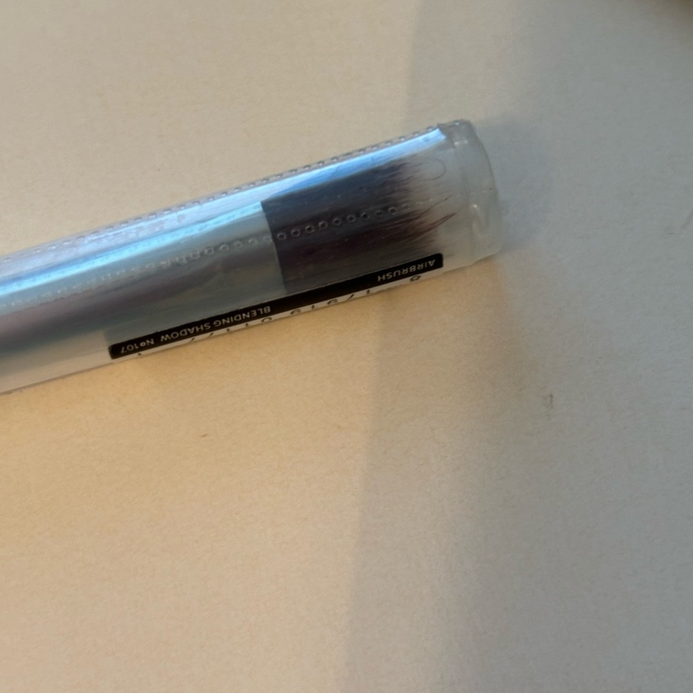 IT Cosmetics Blending Shadow Brush and Two ULTA Matte Black Eye Liner **NEW** - Picture 4 of 5